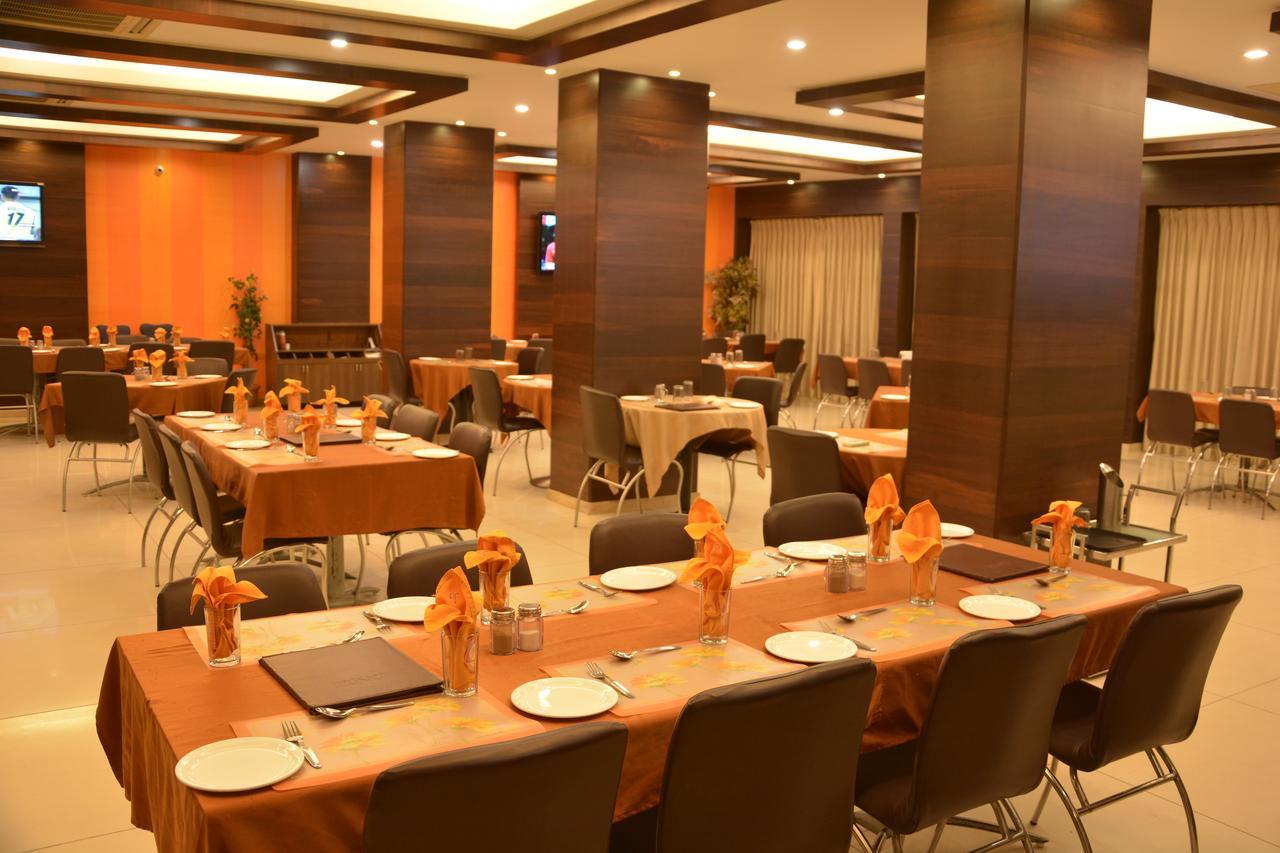 Hotel Prince Residency Bhuj Esterno foto